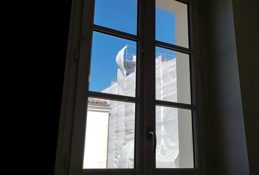 a ghost@mywindow